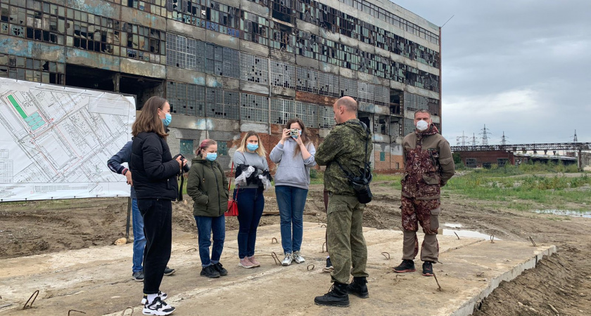 Молодые жители Усолья-Сибирского посетили площадку "Химпрома"