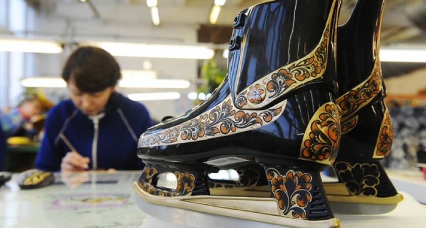 В России чиновники просят разрешить им получать дорогие подарки