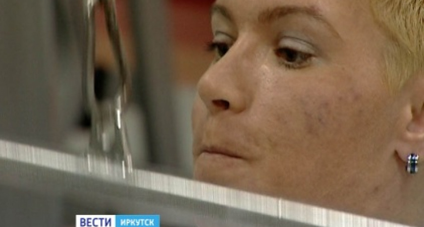 Иркутянка Оксана Кошелева собирается сдвинуть самолёт