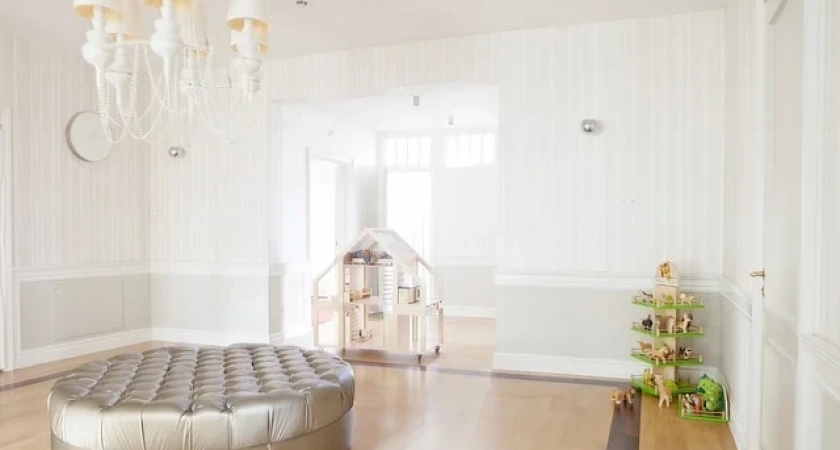 Чиновникам разрешили не отчитываться за предметы роскоши