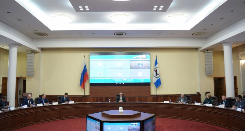 Фото к статье: Игорь Кобзев: Объемы экспорта в Иркутской области в 2024 году увеличились на 11 %