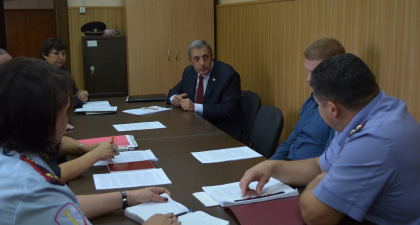 Общественный совет при ГУ МВД России по Иркутской области проводит прием граждан