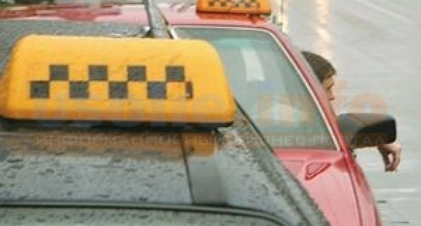 Фото к статье: В Усольском районе таксист подозревается в причастности к ограблениям своих пассажиров