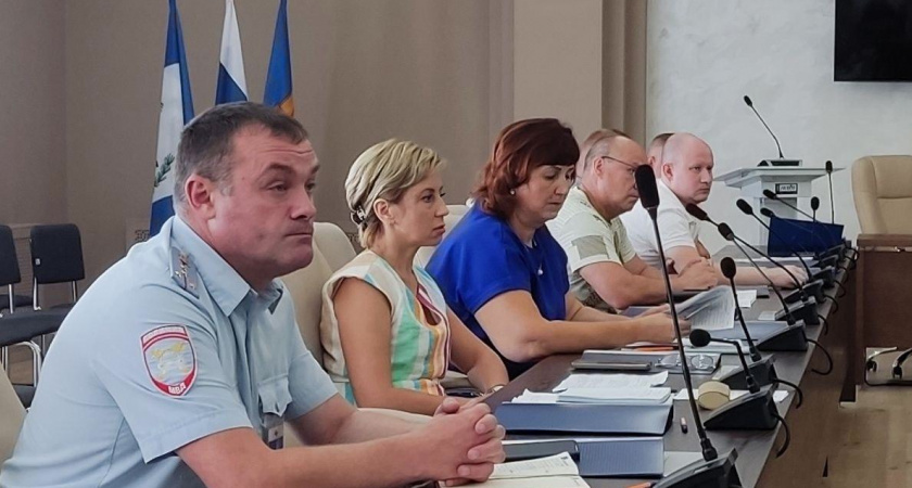 Что обсудили вчера на депутатских комиссиях