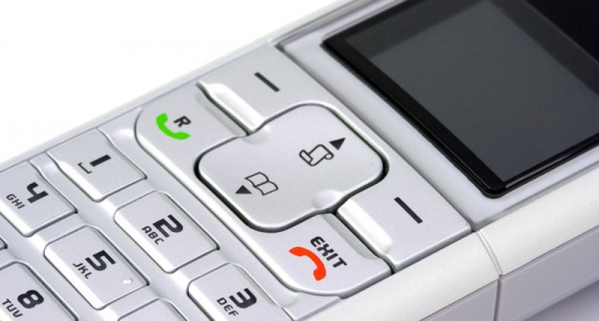 Отверженный одноклассницей омский школьник заминировал более 800 объектов в России