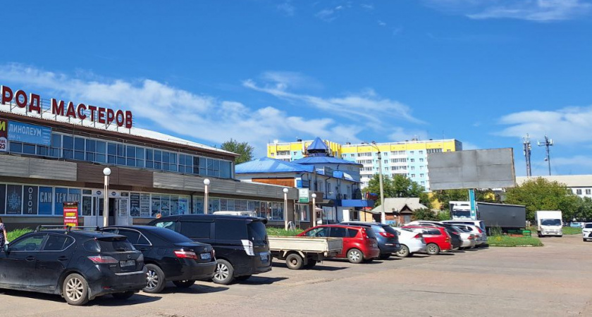 Стрельба на парковке ТЦ "Город Мастеров"