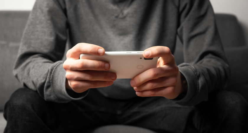 Осторожно, мошенники! Не попадайтесь на уловки обманщиков, предлагающих оформить выплаты от Роструда