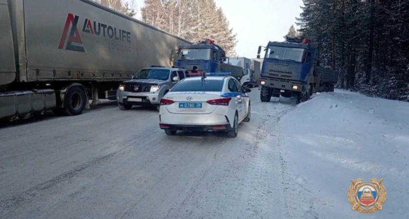Фото к статье: Госавтоинспекция предупреждает: на трассе Иркутск — Слюдянка ограничено движение