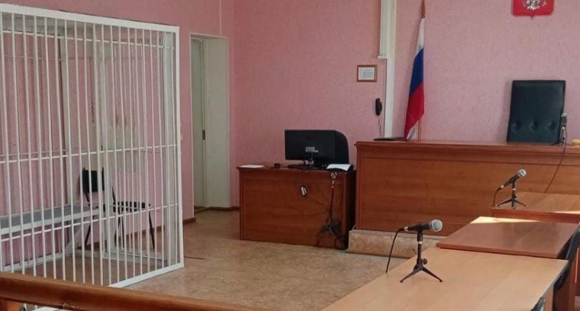 Фото к статье: В Ангарске экс-директора спортивного учреждения взяли под стражу по делу о получении взяток