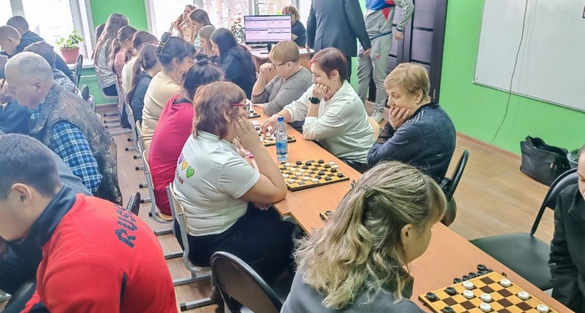 Фото к статье: Победители выявлены: в Усольском районе завершились соревнования по шашкам и шахматам