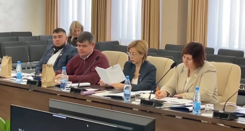Фото к статье: В городской думе Усолья-Сибирского обсудили важные вопросы