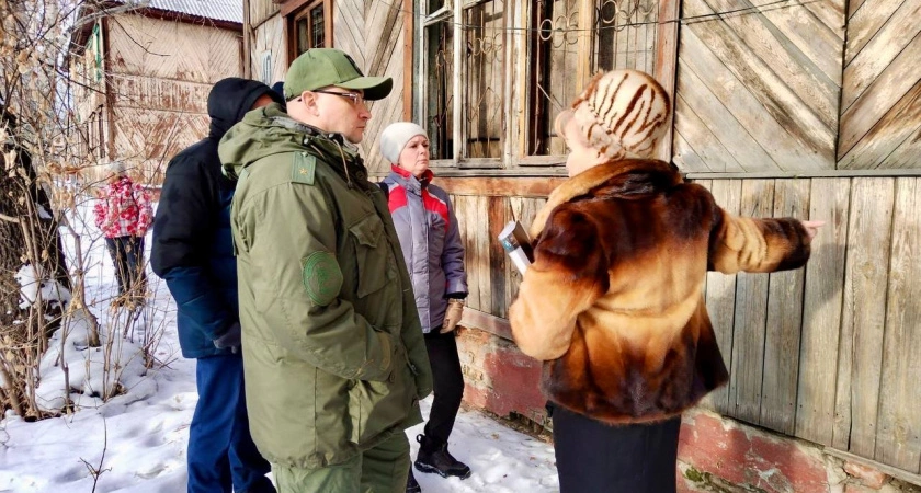 Фото к статье: В Усолье-Сибирском возбуждено уголовное дело из-за непредоставления жилья жильцам аварийного дома