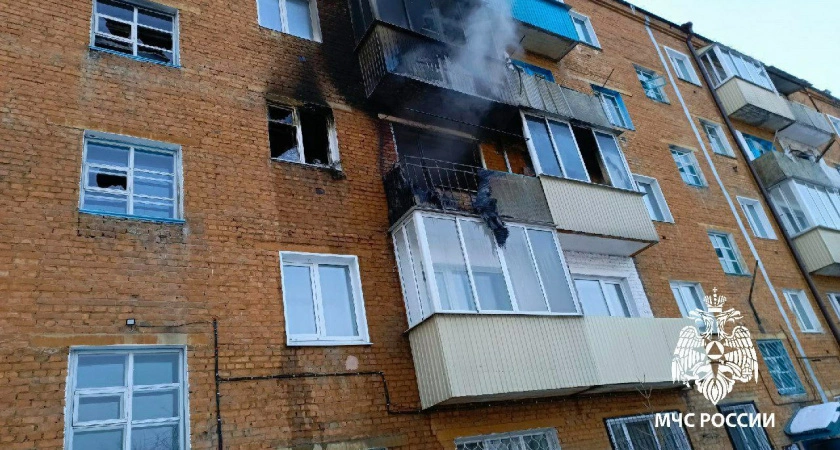 Фото к статье: Дети отравились угарным газом при поджоге квартиры в Иркутской области: прокуратура начала проверку