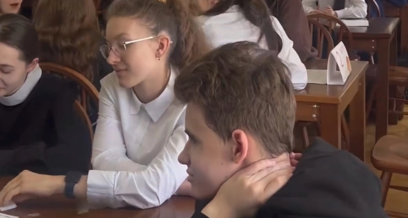 Фото к статье: Школьная лига „Что? Где? Когда?“ в Усолье-Сибирском: финал сезона и новые победы