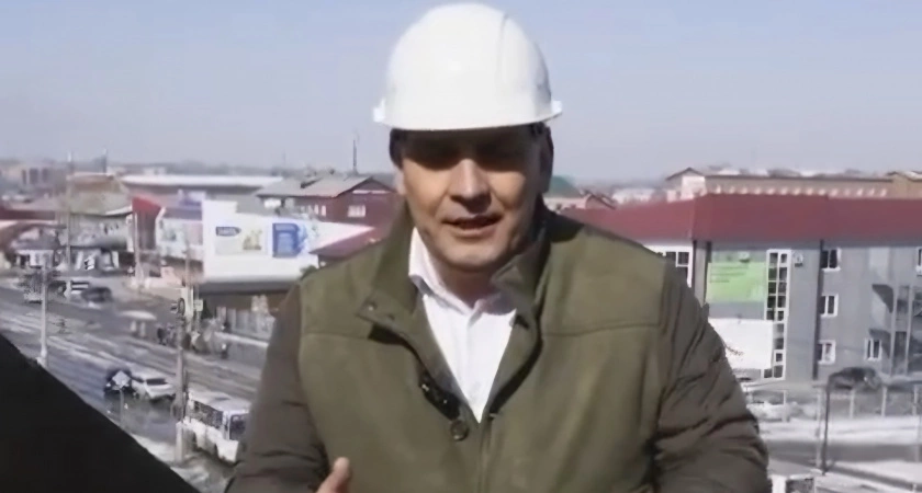 Фото к статье: Мэр города Усолье-Сибирское Максим Торопкин вернулся к выполнению своих обязанностей после очередного отпуска