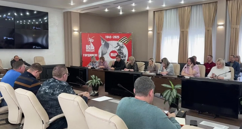 Фото к статье: Усолье-Сибирское преображается: город выходит на весеннюю генеральную уборку
