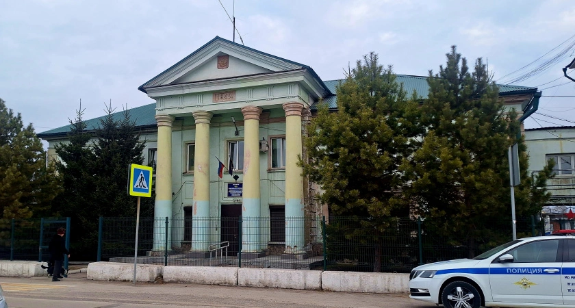 Фото к статье: Взрыв в Тельме покалечил ребенка: что известно о трагедии и кто виноват