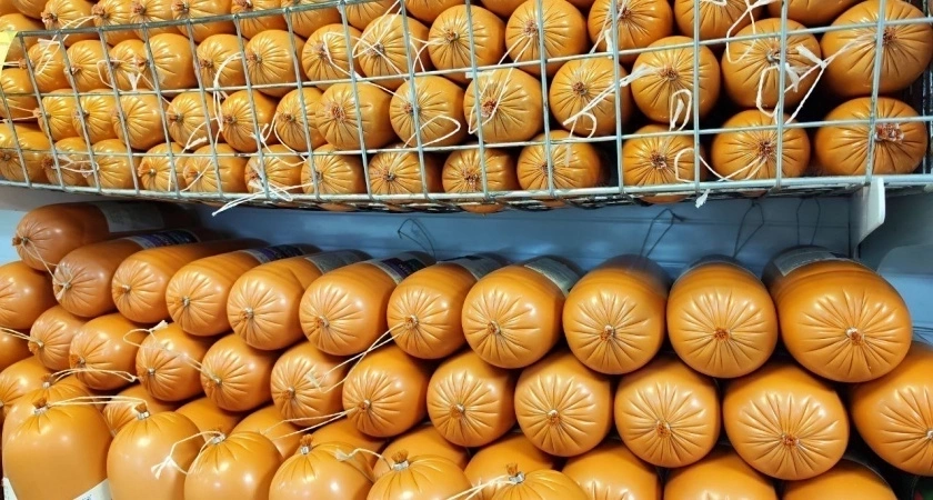 Фото к статье: 100% чистое мясо, никакой подделки: в Роскачестве назвали лучшие бренды колбасы для оливье