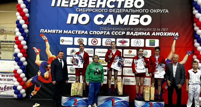 Усольчанин и другие спортсмены из Приангарья блестяще выступили на первенстве СФО по самбо