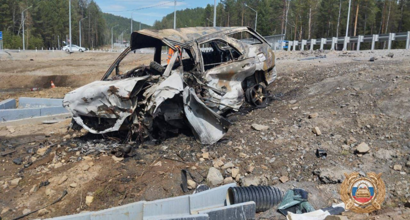 Подросток-бесправник Иркутска разбил Toyota Harrier, съехав в кювет под Шелеховом