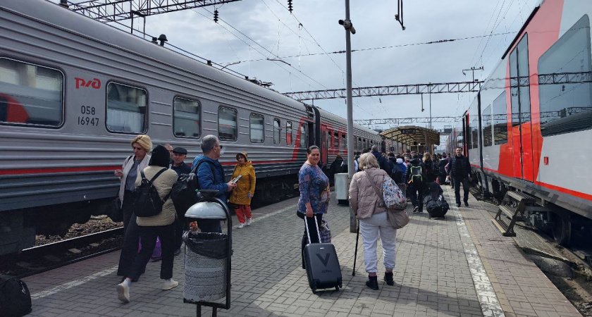 Выбросят из вагона вместе с чемоданами: в РЖД ужесточают правила, теперь не поможет даже купленный билет