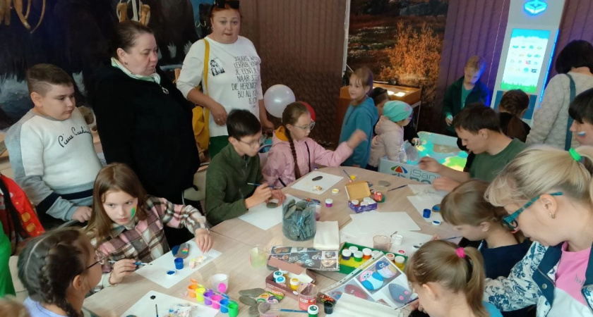 Усольский музей раскрасил начало лета яркими красками