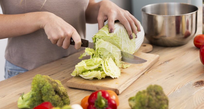 Как мелко нашинковать кочан капусты за 5 минут без ножа, блендера и специальных приспособлений