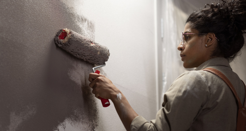 Красить или клеить: как не совершить ошибку с отделкой и не переделывать через год