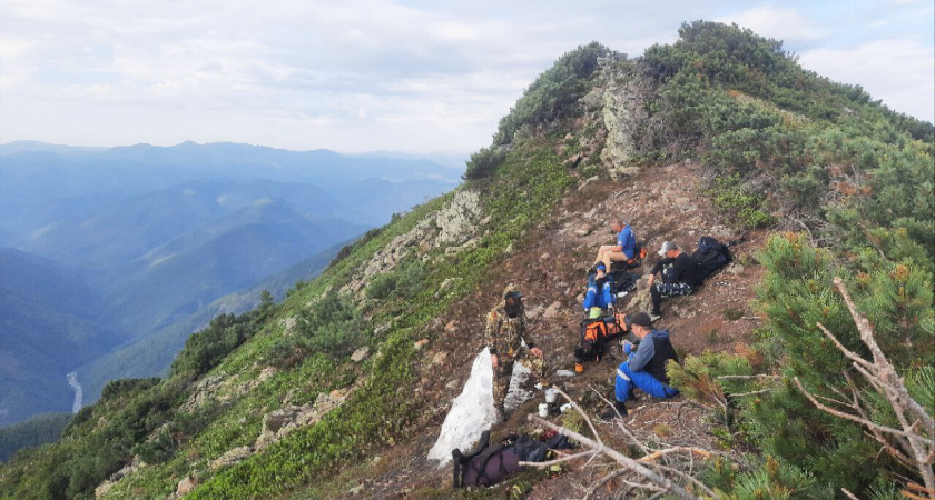 В Иркутской области обезвоженный турист выведен из глуши Хамар-Дабана