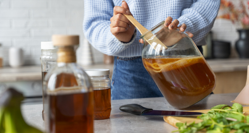 Чайный гриб способствует похудению? Ученые нашли связь между напитком и метаболизмом