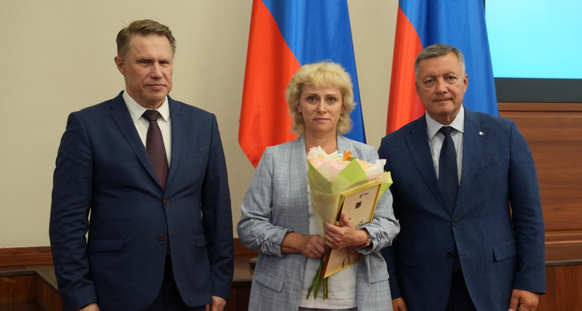 Медикам Иркутской области вручены почетные награды