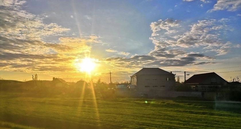 Побьет все рекорды: на Россию надвигается жара до +37 градусов - Роман Вильфанд предупредил о жарком месяце