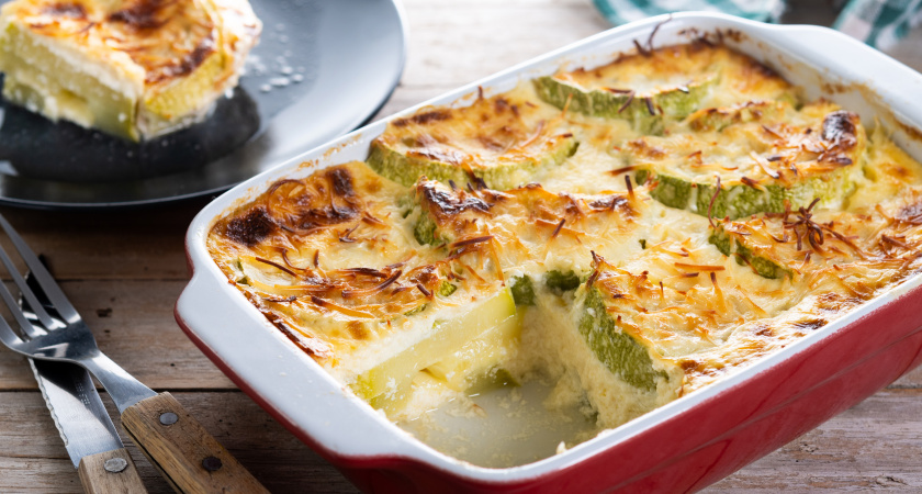 Пока сезон, готовлю каждый день кабачковую запеканку-трехминутку: никаких хлопот, а сколько пользы