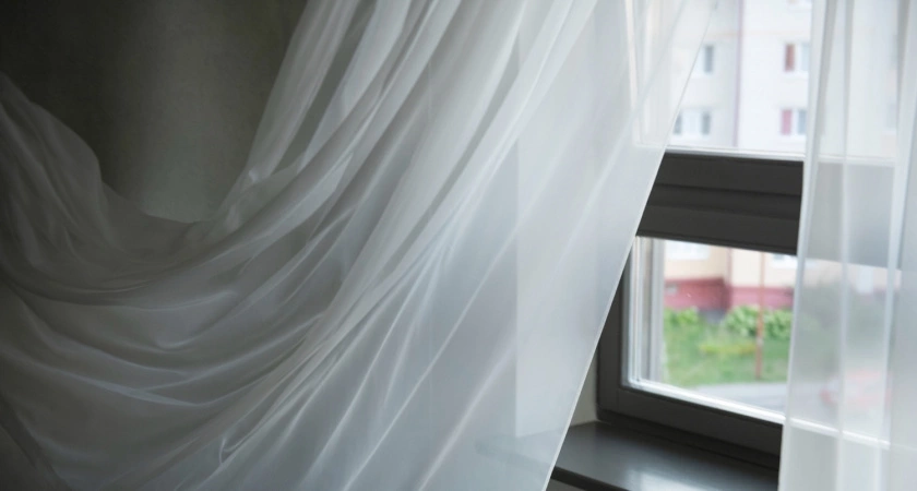 1 ложка на 10 литров воды — и тюль сверкает, как снег, ушла вековая желтизна