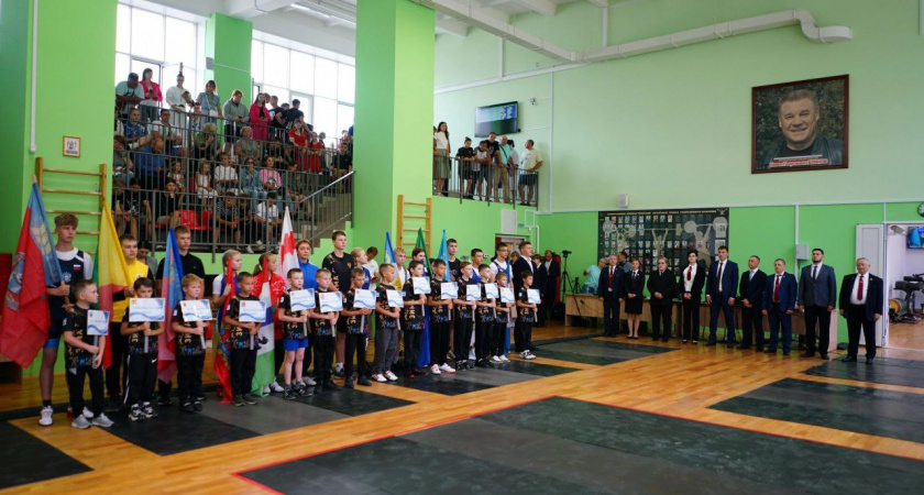 Тяжелоатлеты Иркутской области покорили всероссийский пьедестал