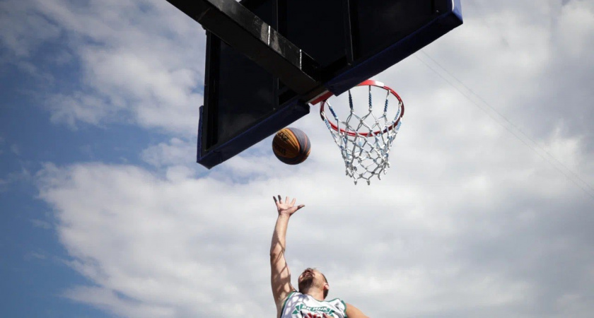 В Иркутской области провели всероссийские соревнования "Оранжевый мяч"