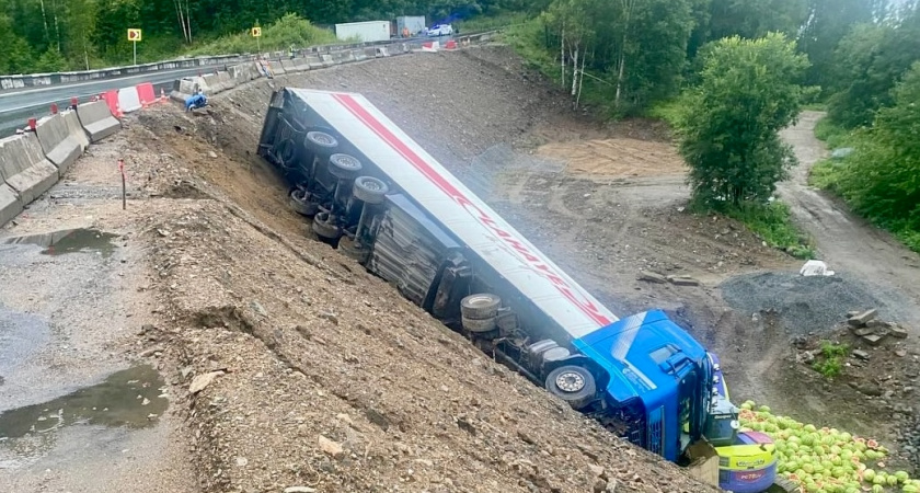 Госавтоинспекция Иркутской области предупреждает: затруднено движение в Слюдянском районе