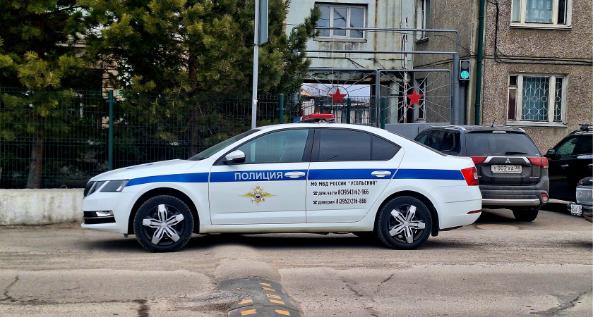 Экс-полицейский Госавтоинспекции торговал правами в Усолье-Сибирском