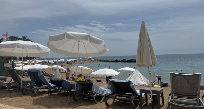 Как в Турции делят россиян на "плохих" и "хороших". Ночной портье из отеля в Аланье рассказал, почему одни получают всё, а другие - ничего