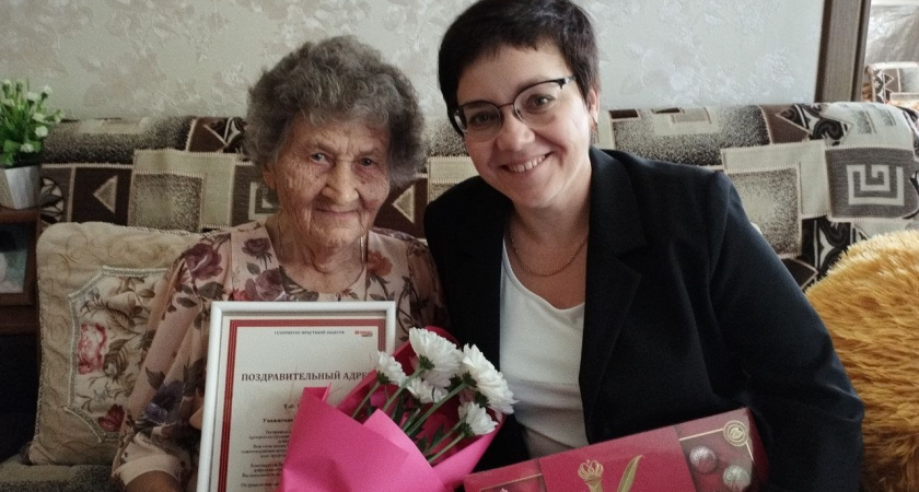 Усольчанка празднует 90-летие, раскрывая секрет бодрости