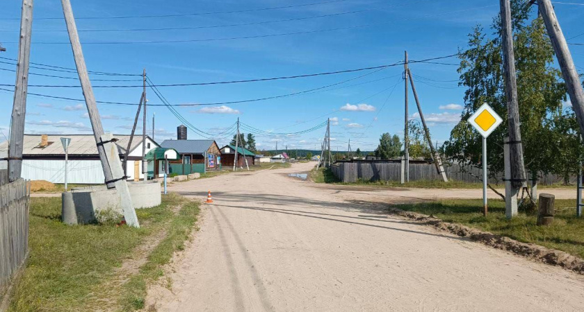 В Иркутской области взяли на контроль аварию с несовершеннолетним мотоциклистом