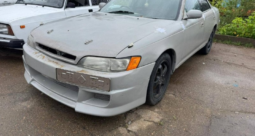 Житель Иркутской области покатался на чужой Toyota Mark II