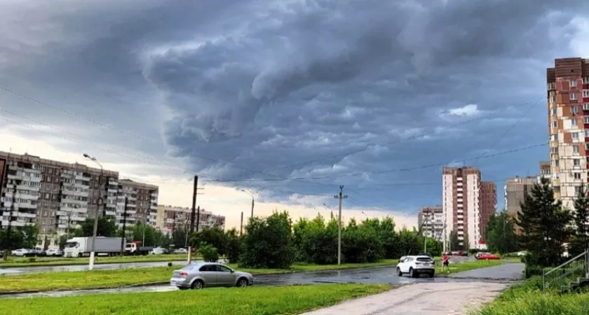 Погода сошла с ума? Главный синоптик России Вильфанд предупреждает: аномалий будет все больше - то жара, то холода