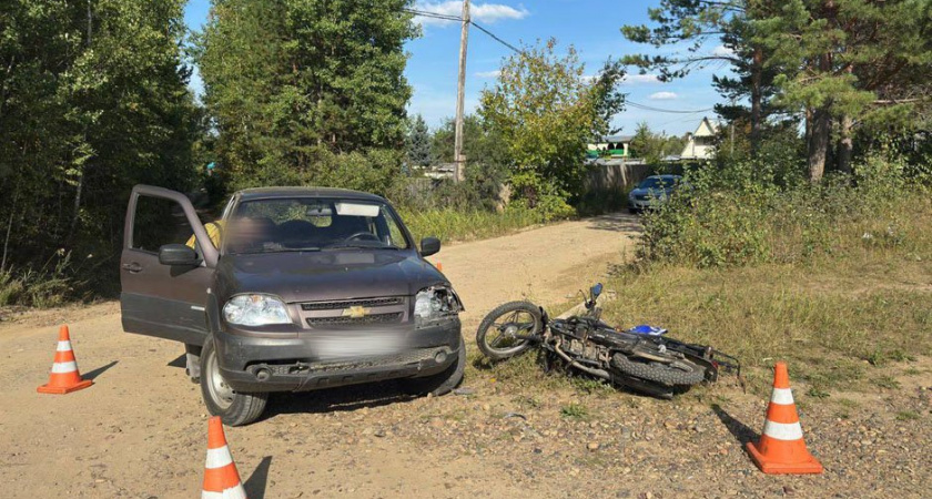 В Иркутской области двое детей пострадали при столкновении мотоцикла с автомобилем