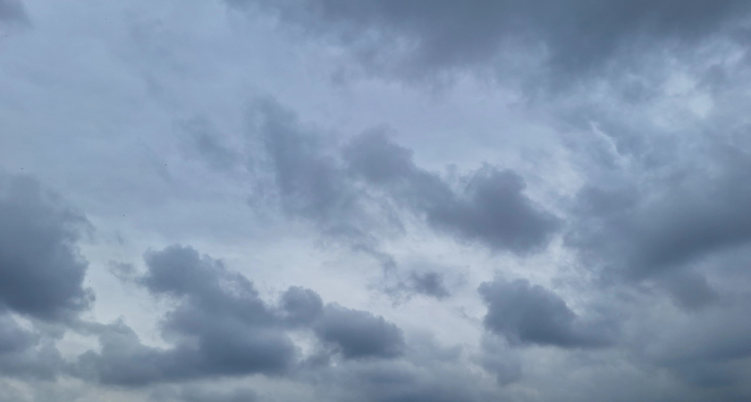 Синоптики предупреждают о переменчивой погоде и возможном усилении ветра в  Иркутской области