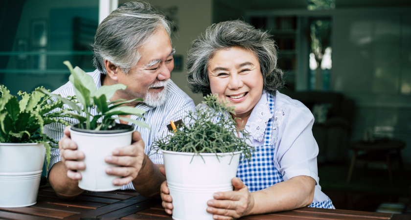 Китайские долгожители сохраняют ясность ума и памяти даже в 100 лет: все дело в одном простом и легком упражнении