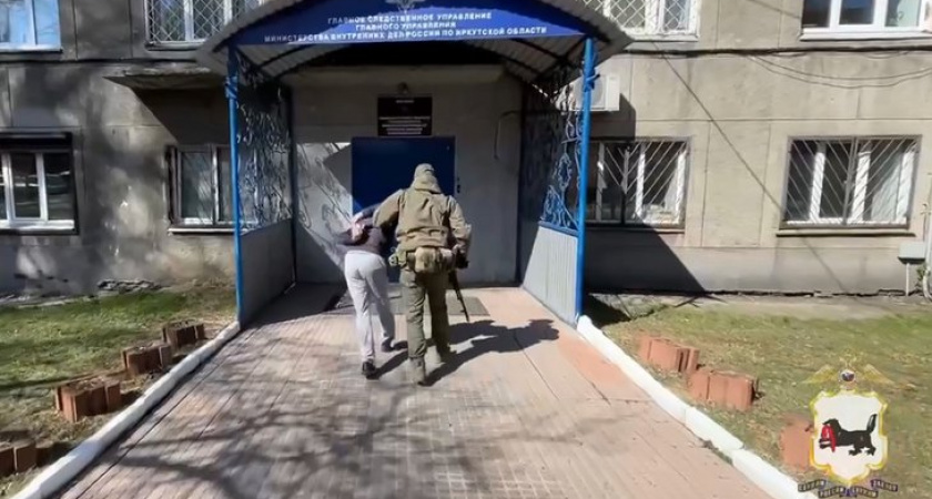 Иркутские риелторы похитили четыре квартиры с помощью подставных покупателей