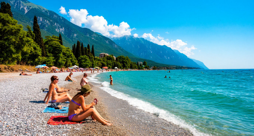 Ну его, такой отпуск! 5 вещей, которые мне не нравятся в Абхазии