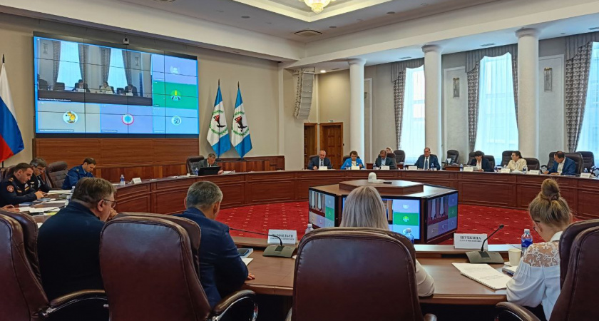 В Иркутской области усиливают поддержку семей с наркозависимыми родителями