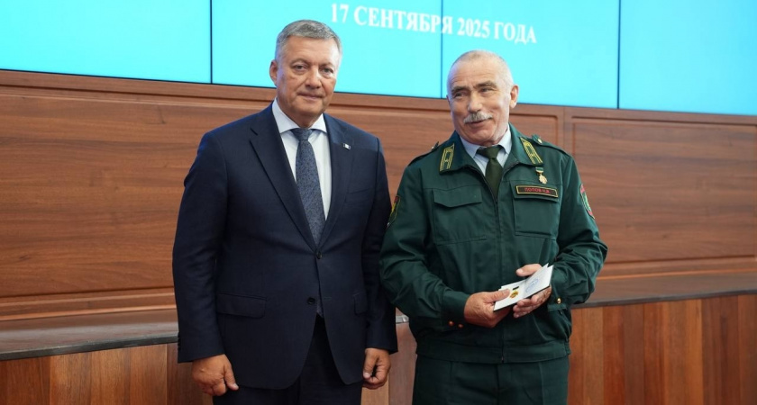 Сотрудник “Усольского лесничества” получил ведомственную награду